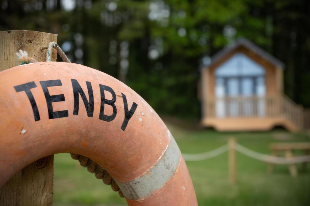 Cabin In The Woods - 1 Bedroom Lodge - Kilgetty Stepaside  Екстер'єр фото
